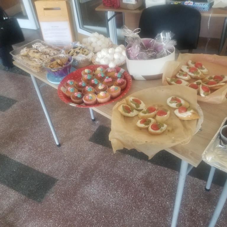 Благотворителна инициатива в подкрепа на бивш учител на гимназията