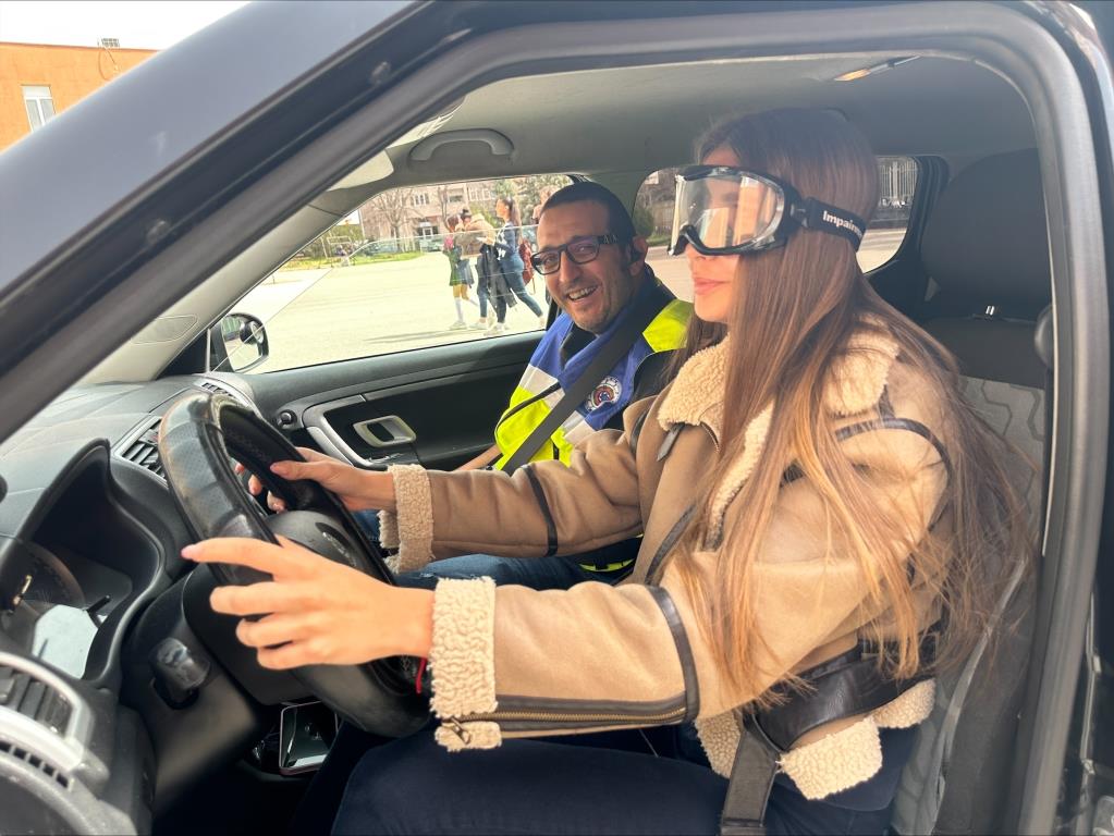 Образователна инициатива по безопасност на движението по пътищата